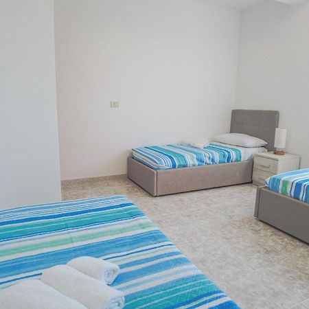 Budget Beds Alghero Bagian luar foto