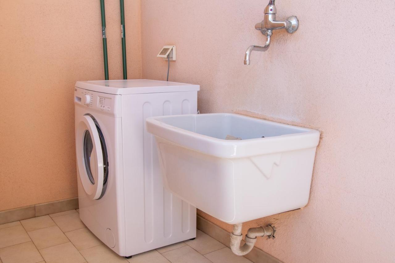 Budget Beds Alghero Bagian luar foto