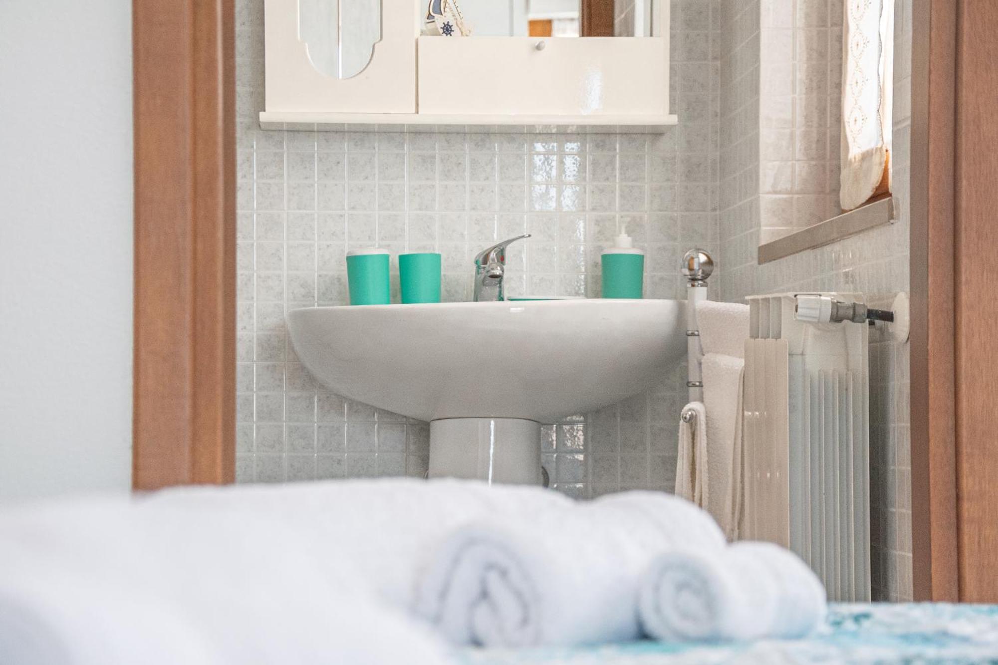 Budget Beds Alghero Bagian luar foto